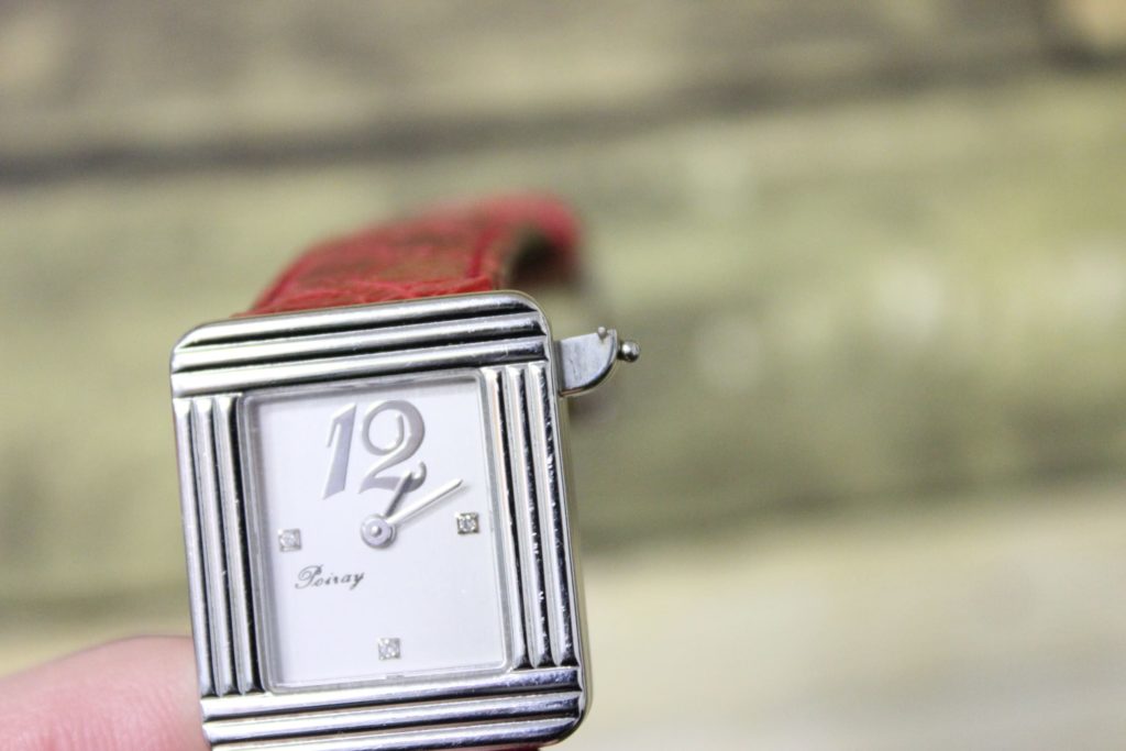 POIRAY ポアレ マ・プルミエ 3Pダイヤ レディース クォーツ シルバー文字盤をお買取致しました。 | 時計貴族